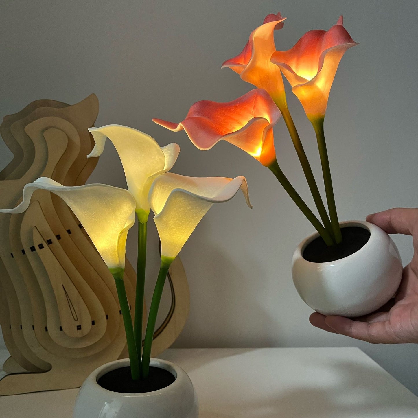 Cross-border calla lily simulation flower table lamp decorative bedside table lamp ornaments night light girlfriends gift ambient light wholesale