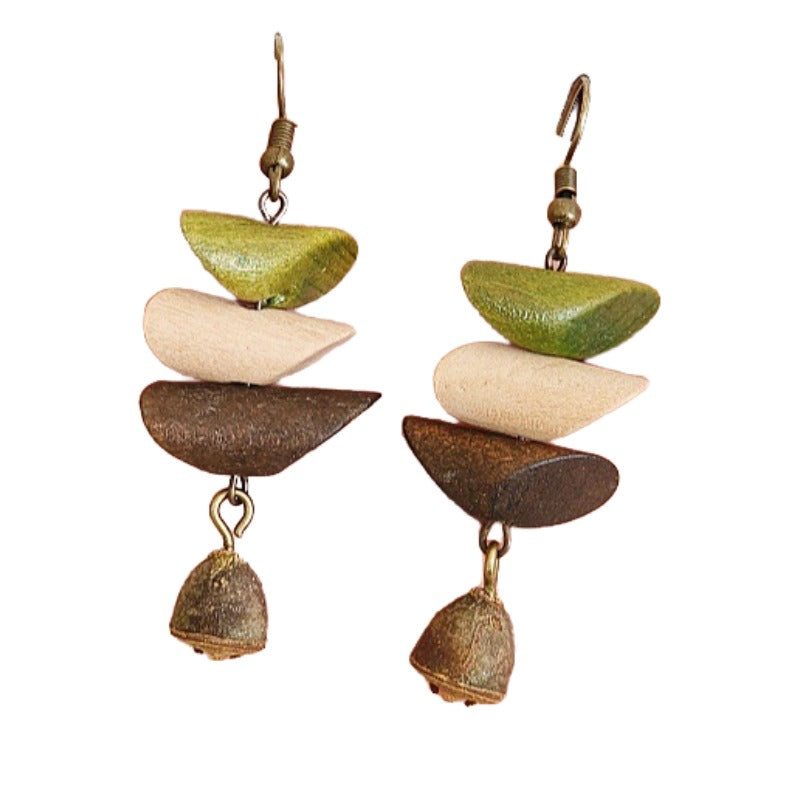 Handmade retro Mori earrings famous resort windsurfing three-color wooden diamond-shaped dangling beads dried fruit earrings earrings