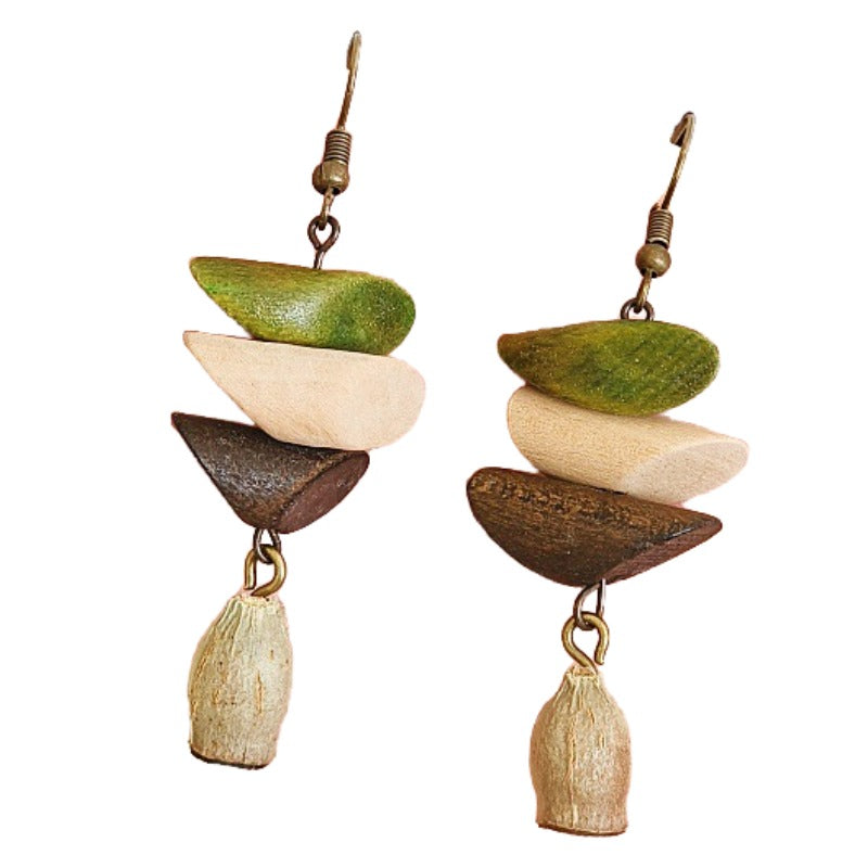 Handmade retro Mori earrings famous resort windsurfing three-color wooden diamond-shaped dangling beads dried fruit earrings earrings