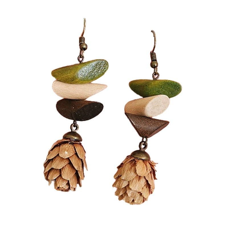 Handmade retro Mori earrings famous resort windsurfing three-color wooden diamond-shaped dangling beads dried fruit earrings earrings