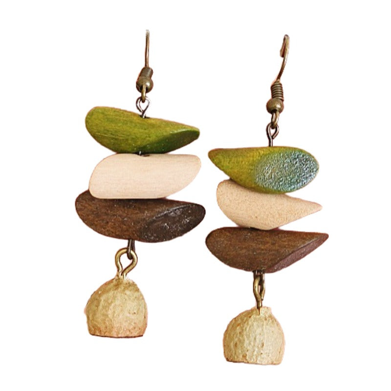 Handmade retro Mori earrings famous resort windsurfing three-color wooden diamond-shaped dangling beads dried fruit earrings earrings