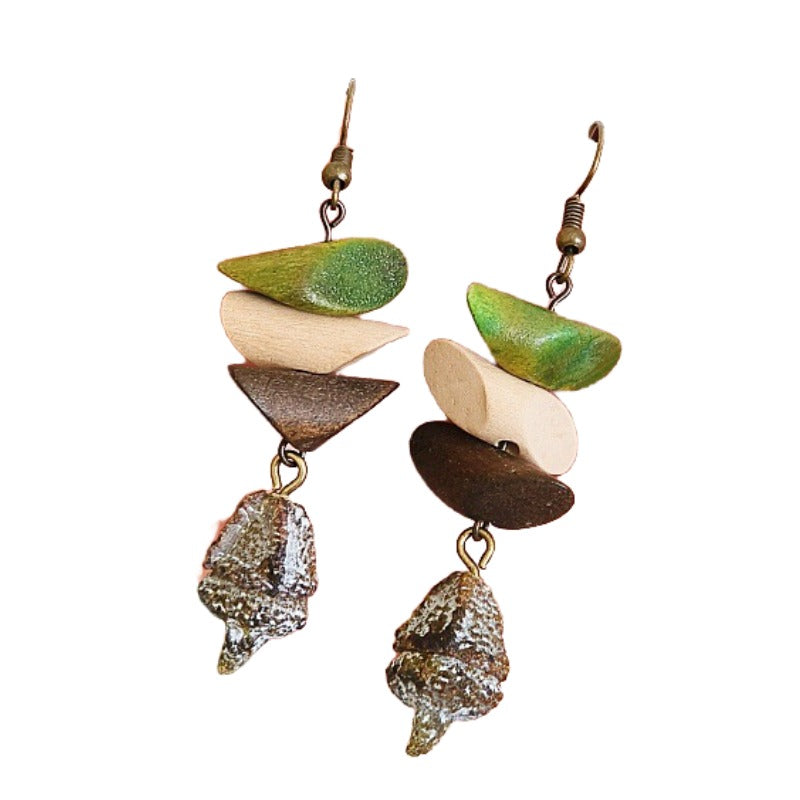 Handmade retro Mori earrings famous resort windsurfing three-color wooden diamond-shaped dangling beads dried fruit earrings earrings