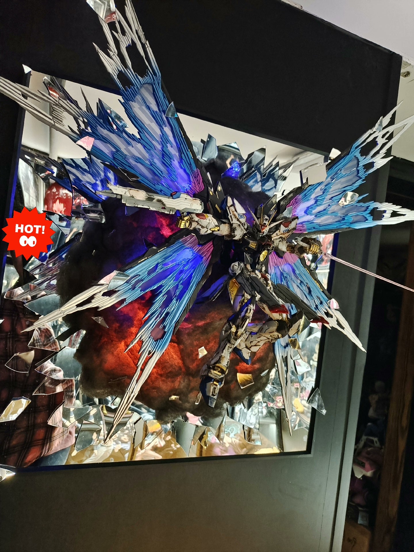 Broken Mirror Unicorn Gundam