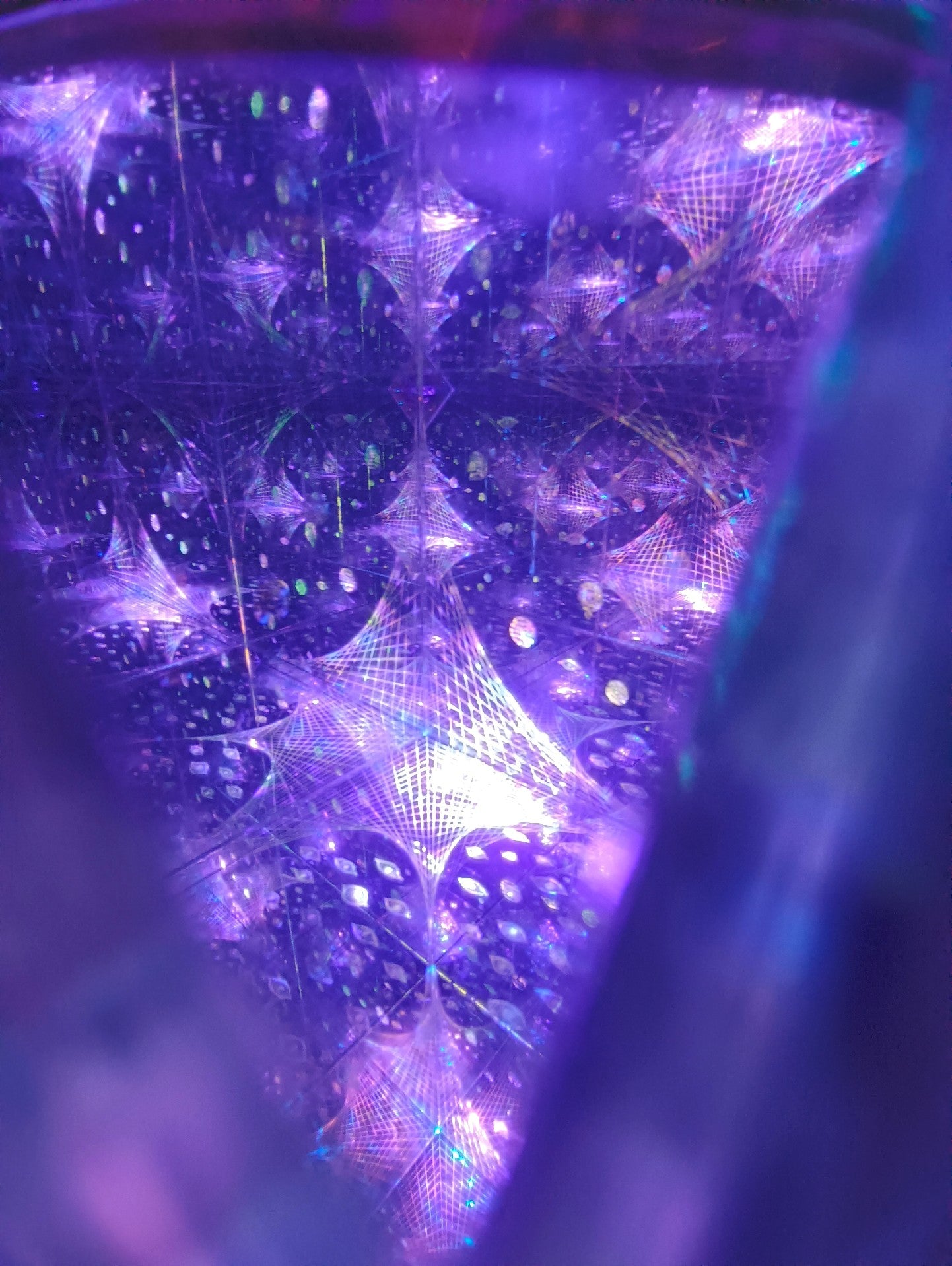 El «Ojo del Caleidoscopio Perdedor» es una extensión cuatridimensional e infinita del espacio.