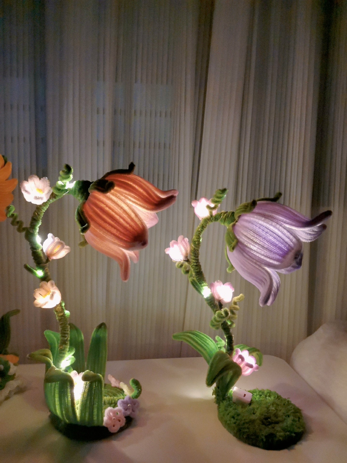 Twisted Stick Pink Suzuran Light