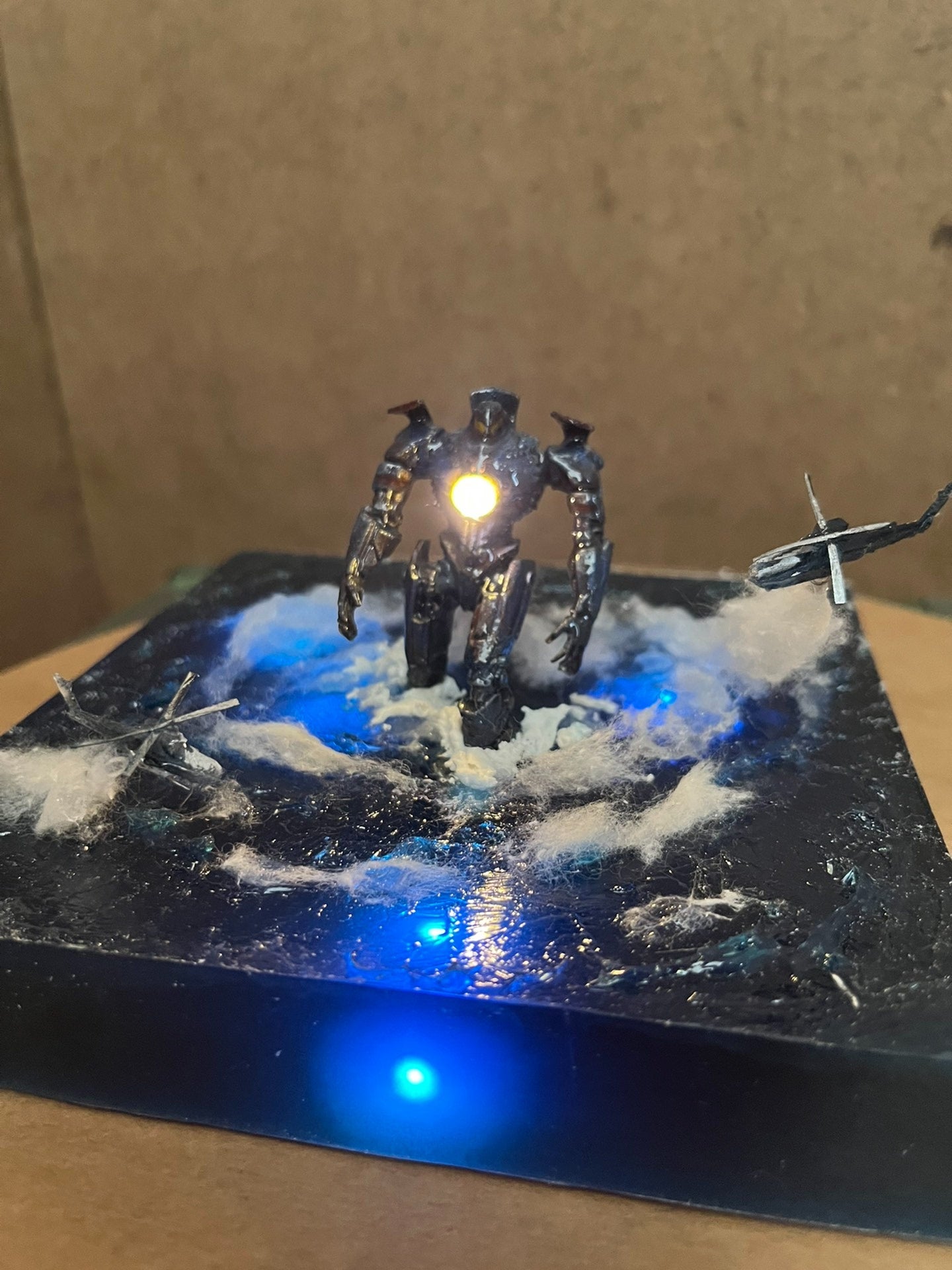 Super Cool Mecha Pacific Rim Danger Rangers Scene Handmade with Lights Ornament Decoration