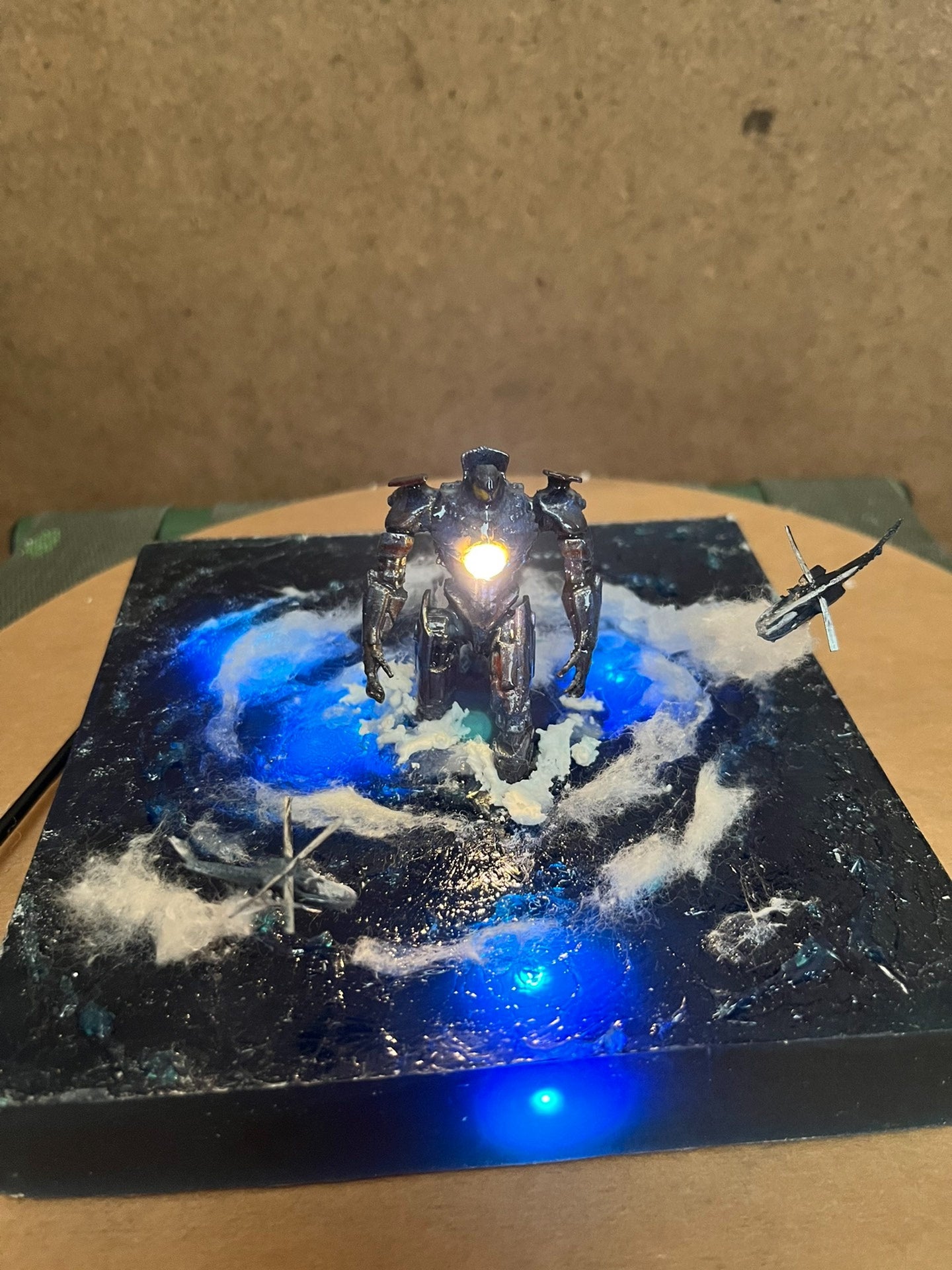 Super Cool Mecha Pacific Rim Danger Rangers Scene Handmade with Lights Ornament Decoration