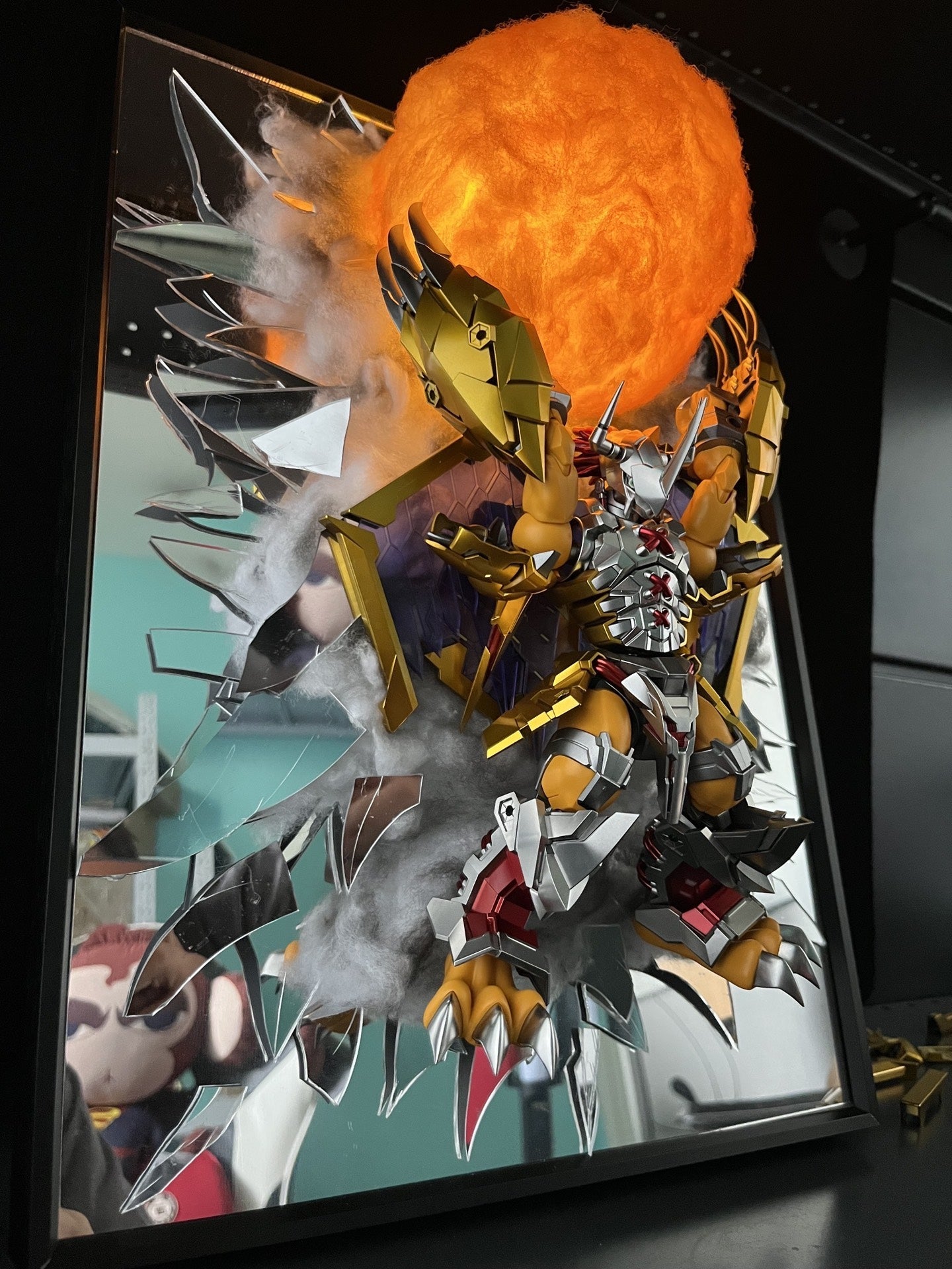 Battle Tyrannosaurus Rex Broken Mirror