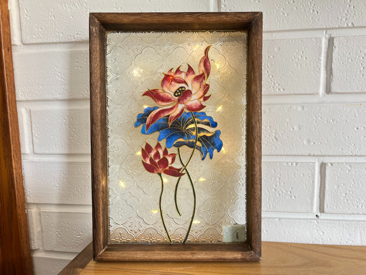 Choke enamel decorative painting Gifts Ornaments Trays are available.