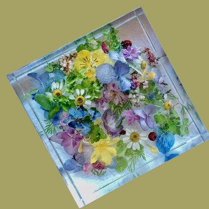 【Wreath】Night Light Drip Gel Botanical Specimen Handmade Resin Plants Real Flowers Size: 10x10x3cm