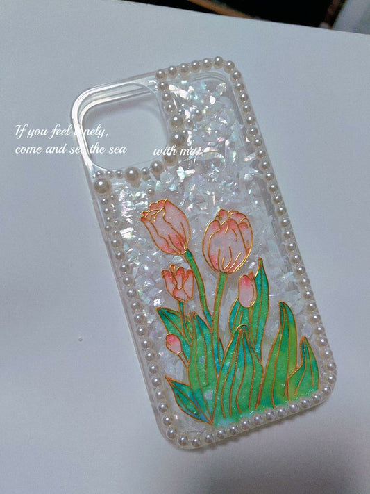 Customised iPhone 14 case with filigree enamel