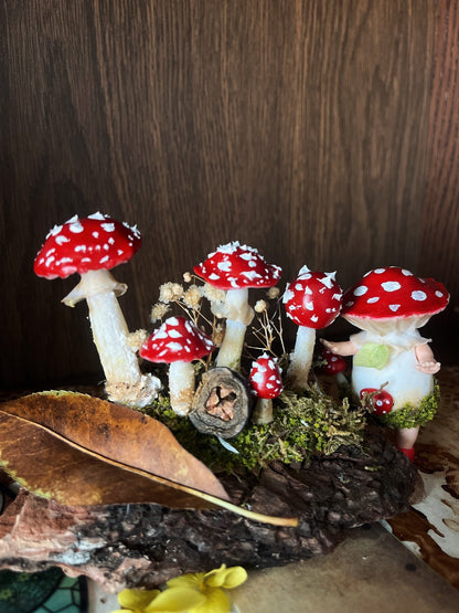 Handmade Mushroom Night Light Color can be customized