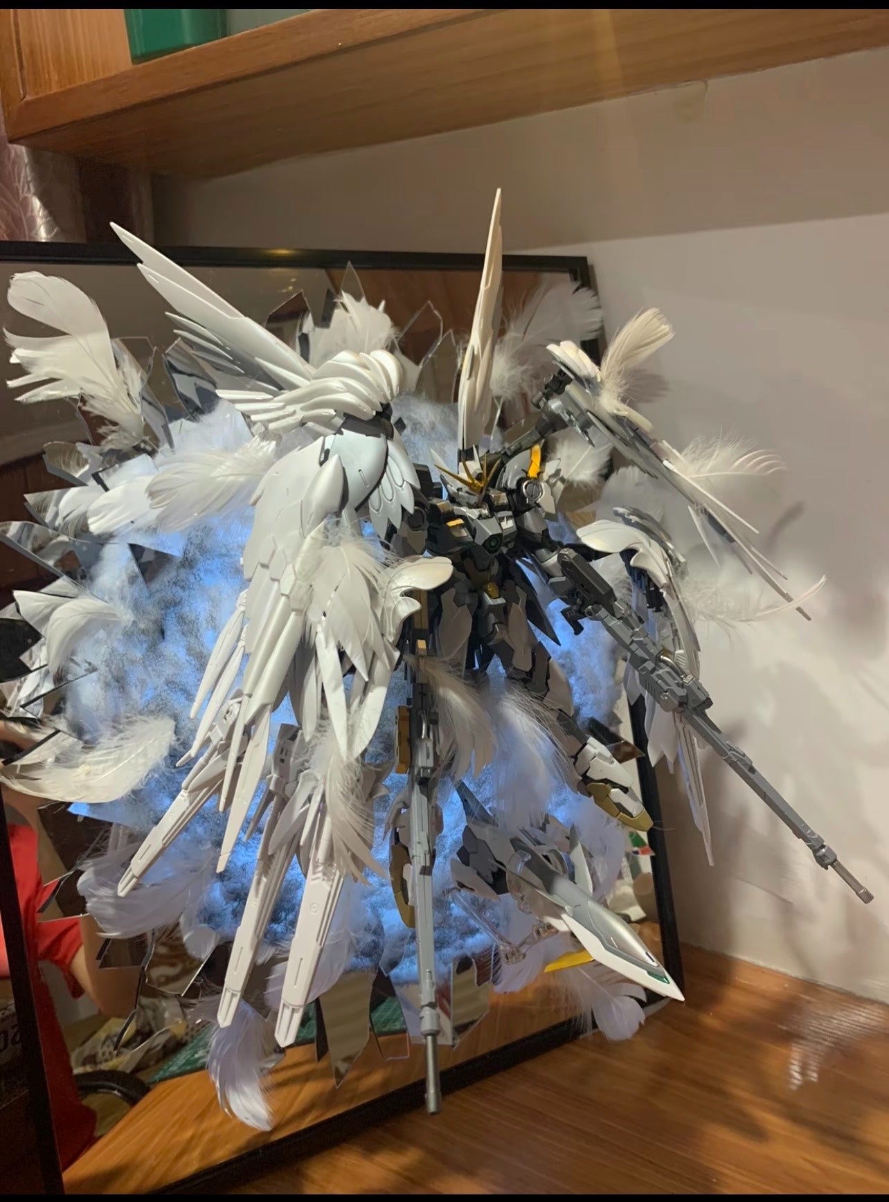 [Broken Mirror Gundam 】 cambio de ala Shirayuki Ji pg aerosol ala dos colores.